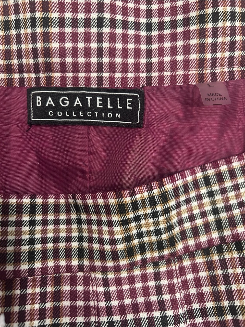 Bagatelle Collection Plaid Pleated Mini Skirt Burgundy Size L - Picture 3 of 5
